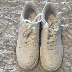 Wild Fable Classic White Lace-Up Sneakers